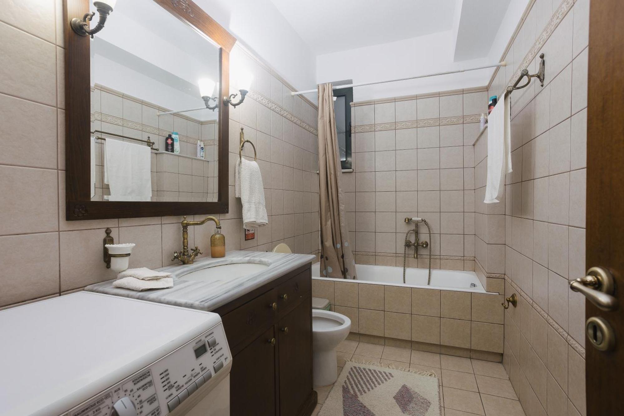 Billiard Home in Trikala Bagian luar foto